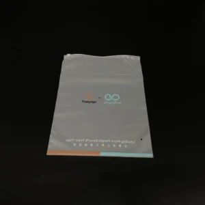custom-frosted-slider-bag-yoga-activewear-packaging Custom Frosted Slider Bag with Vent Hole – Eco-Friendly EVA/CPE Packaging for Yoga & Activewear