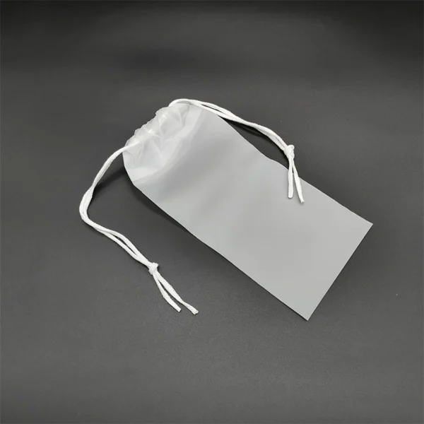 clear-drawstring-small-ziplock-bag-02.webp Clear Drawstring Small Ziplock Bag