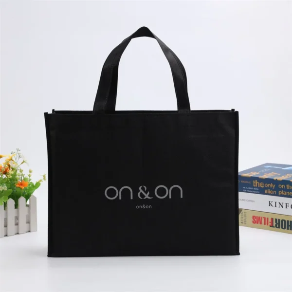 Marisfrolg Black Non-Woven Tote Bag