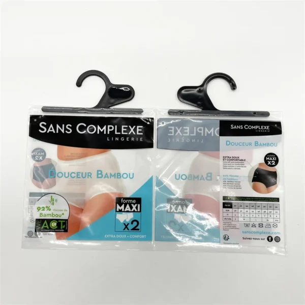 sanscomplexe-underwear-hook-bag-04.webp Sacchetto per l'imballaggio dei ganci per biancheria intima SANSCOMPLEXE